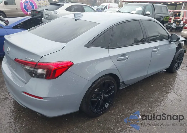 2HGFE2F58RH581011: 43681893