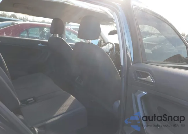 3VV1B7AX3KM146770: 43681902