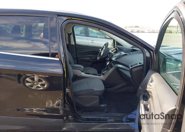 1FMCU9GX4FUA92087: 43681935