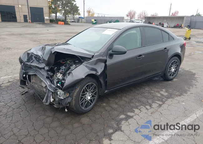 1G1PA5SG5E7240607: 43681938