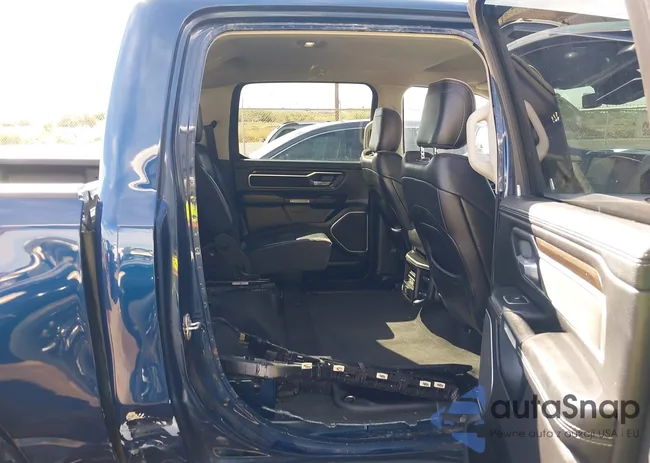 1C6SRFJT1NN208335: 43682062