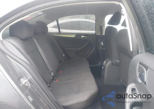 3VWD67AJ8GM266662: 43682075