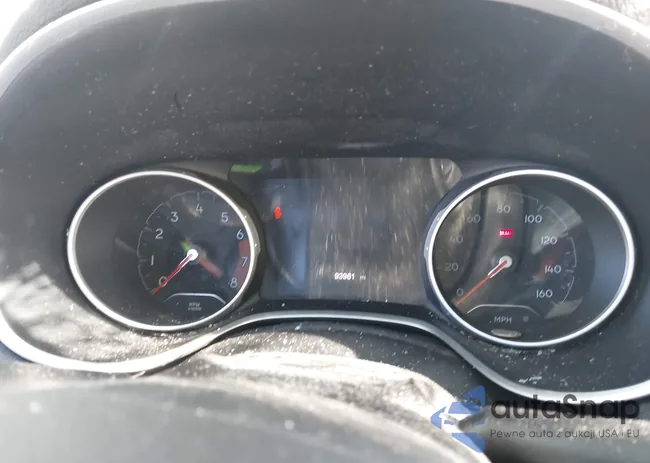 3C4NJDCB0JT400779: 43683208