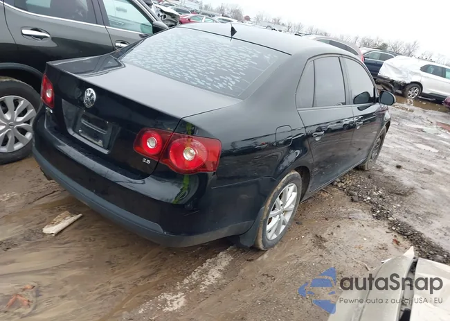 3VWRZ7AJ6AM135704: 43683292