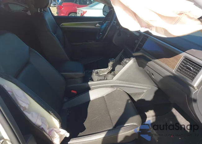 1V2LR2CA5JC507106: 43683437