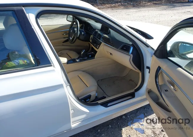 WBA8E9C56GK647272: 43683439