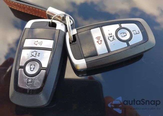 1FA6P8TH3L5183235: 43683693