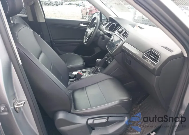 3VV2B7AX8MM131978: 43682991