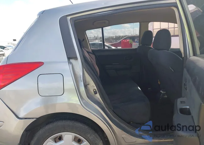 3N1BC13EX9L377967: 43684116