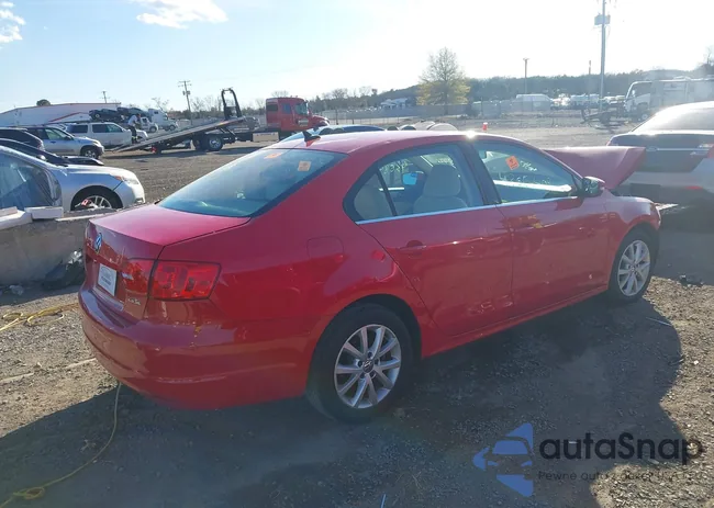 3VWDP7AJ5DM360698: 43684409