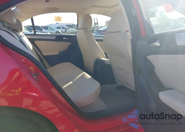 3VWDP7AJ5DM360698: 43684409