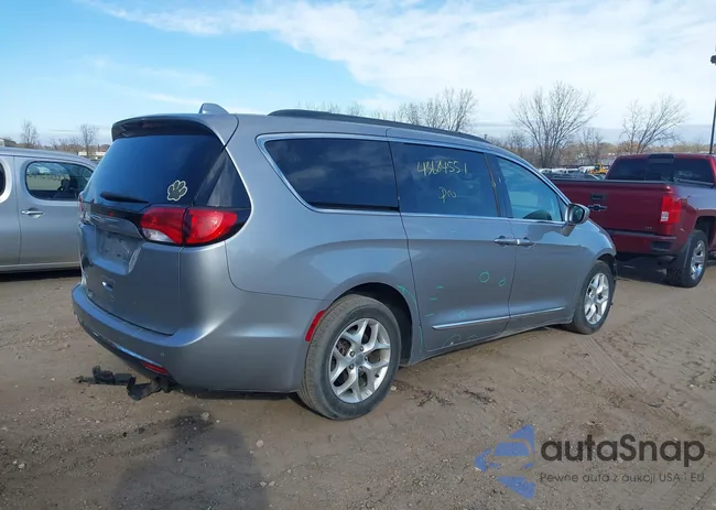 2C4RC1BG0HR638331: 43684551