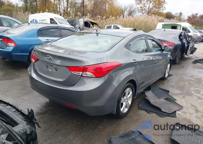 5NPDH4AE0DH300965: 43683712