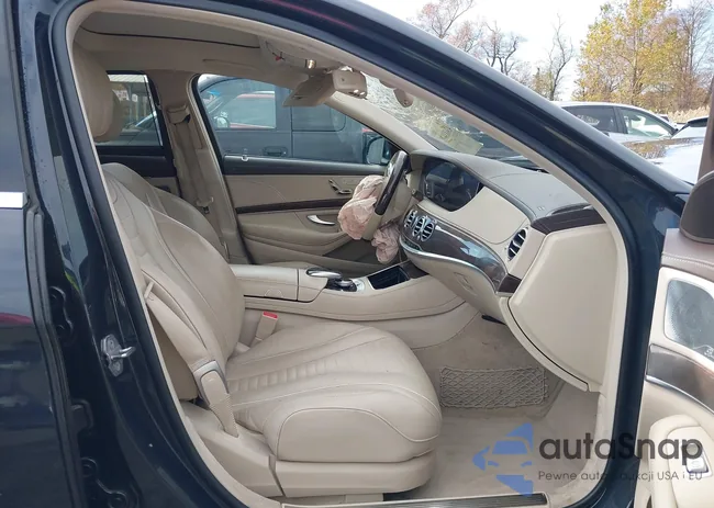 WDDUG8GBXKA431659: 43683870