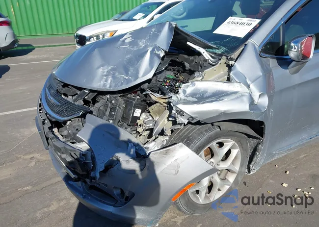 2C4RC1GG6LR114148: 43684030