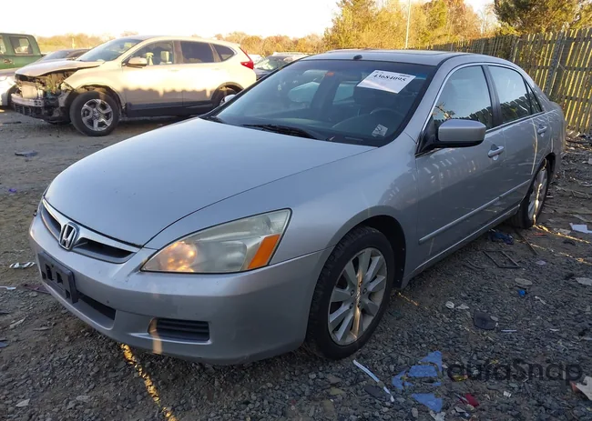 1HGCM66536A006337: 43684095