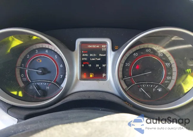 3C4PDCAB8JT526577: 43685149