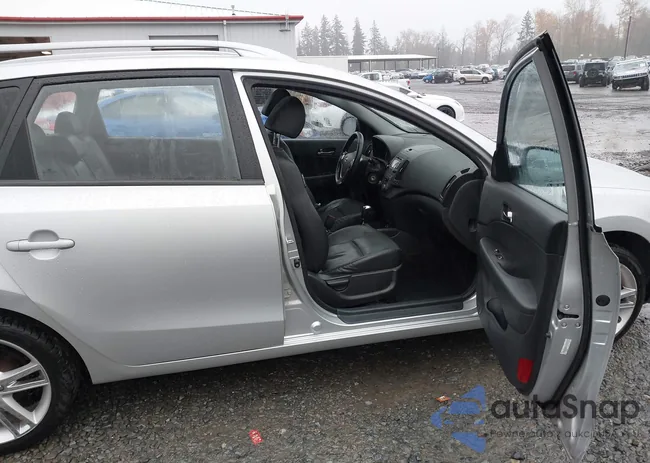 KMHDC8AE2CU147172: 43685228