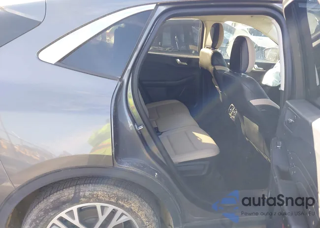 1FMCU0H64MUB08822: 43685400