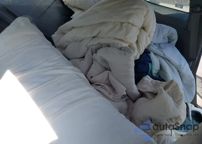 JH4DC53003S000637: 43685542