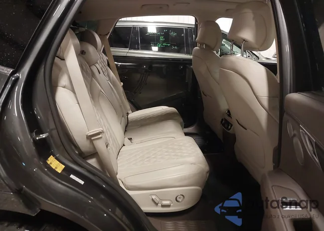 KMUHCESC3MU036727: 43685570