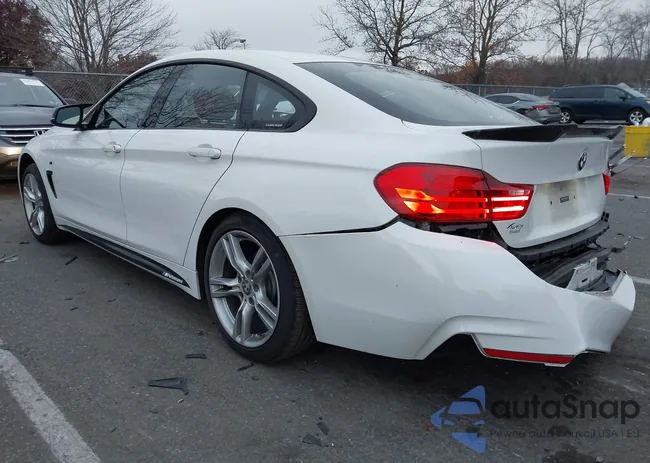 WBA4C9C59FG135351: 43685576