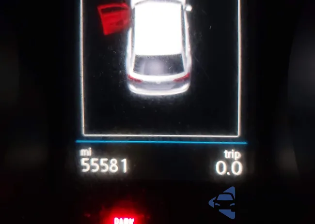 3VV2B7AX8KM183351: 43685594