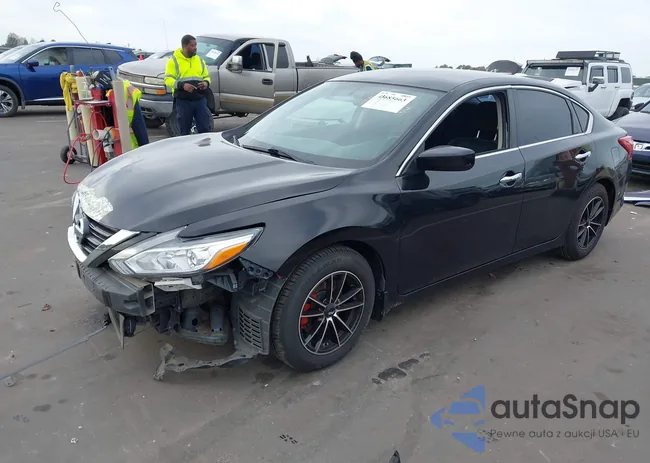 1N4AL3AP1HN321056: 43685663