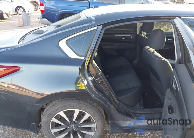 1N4AL3AP6JC138964: 43684776