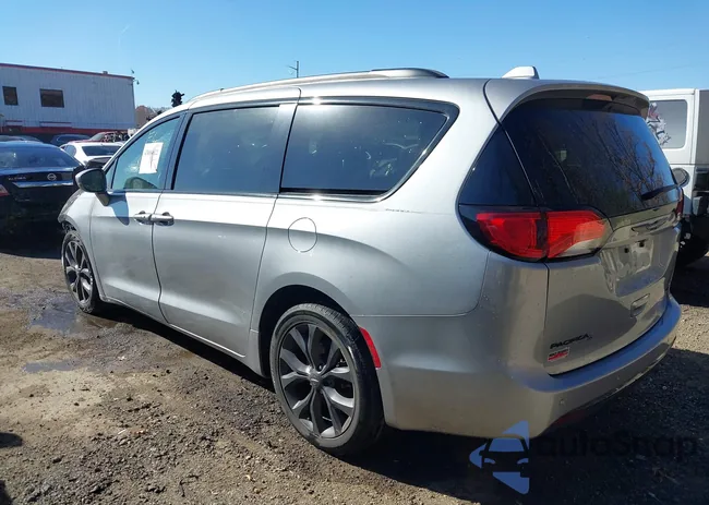 2C4RC1GG2KR714051: 43684822