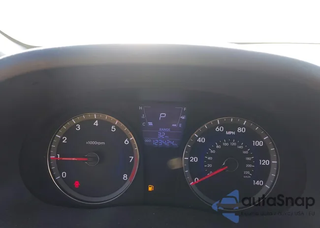 KMHCT5AE7CU034585: 43684904