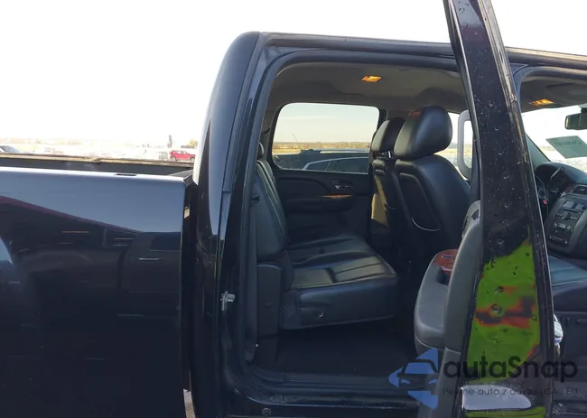 1GT121C83CF196622: 43686107