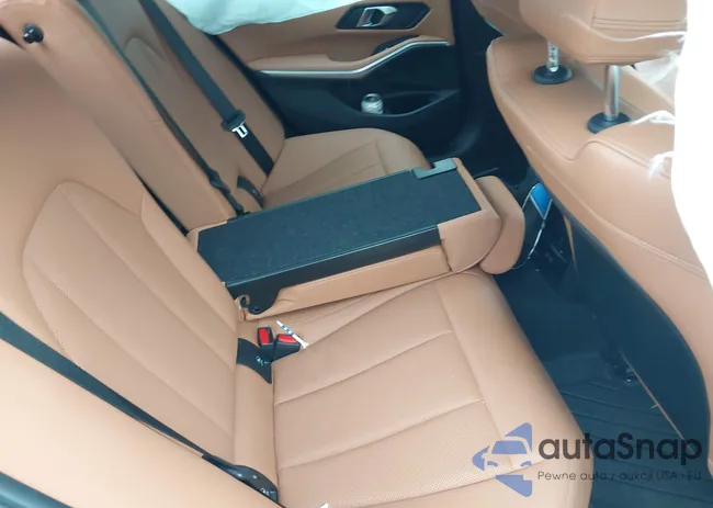 3MW89FF09R8E13523: 43686174