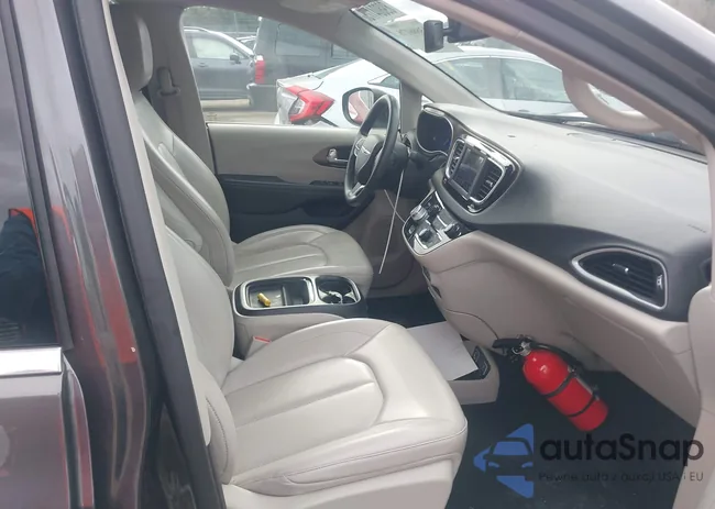 2C4RC1DG8MR527307: 43686178