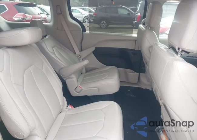 2C4RC1DG8MR527307: 43686178