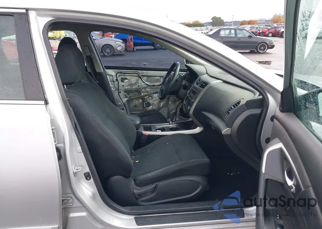 1N4AL3AP3FC576042: 43686210