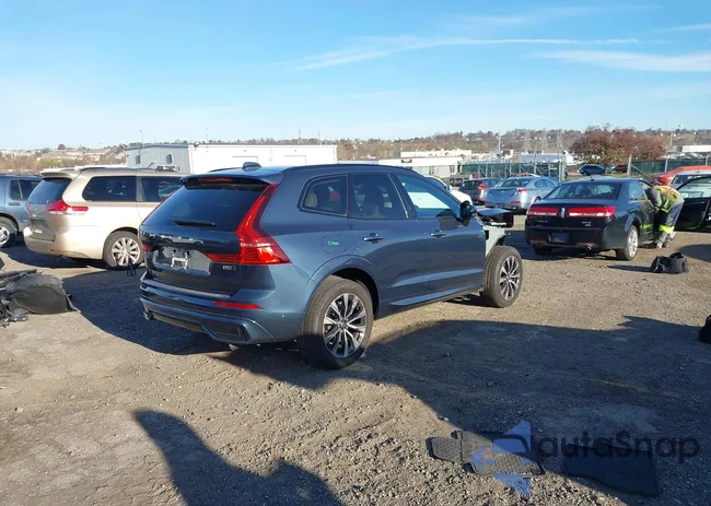 YV4L12RW9P1305785: 43686299