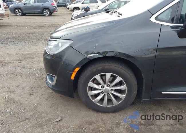 2C4RC1BG8HR757017: 43686311