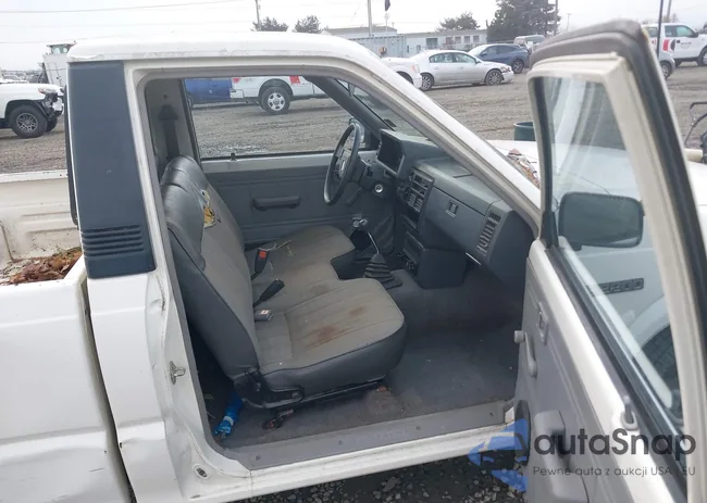 JM2UF2139J0302436: 43686352