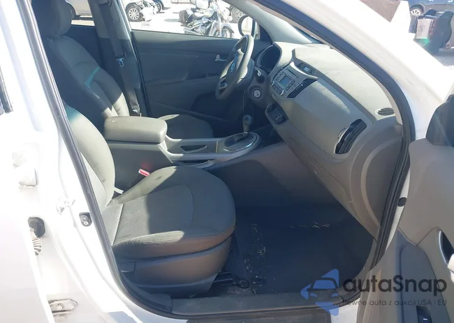 KNDPB3AC7F7774233: 43686557