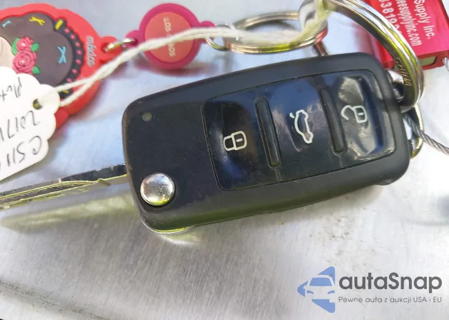 3VWF17ATXHM631210: 43686645