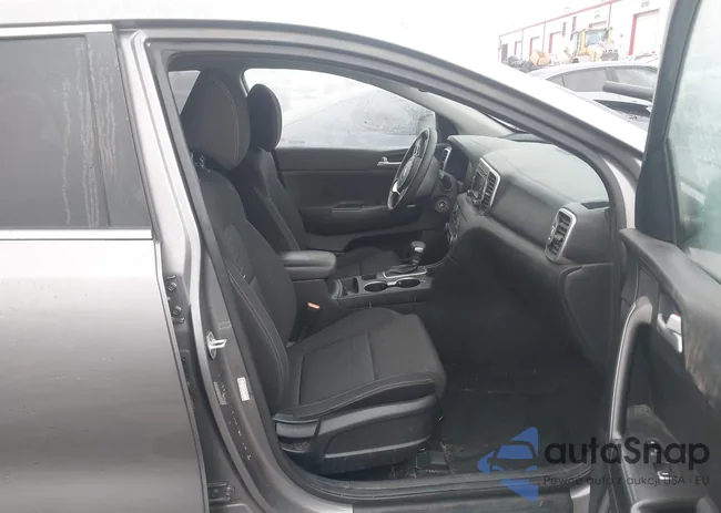 KNDPMCAC2J7337744: 43686652