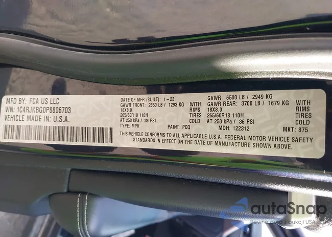 1C4RJKBG0P8806703: 43686696