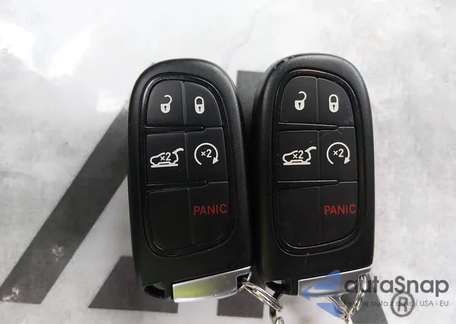 1C4PJLCSXEW223757: 43685863