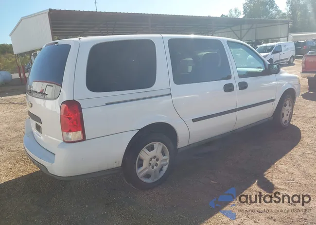 1GNDV23128D158161: 43685892