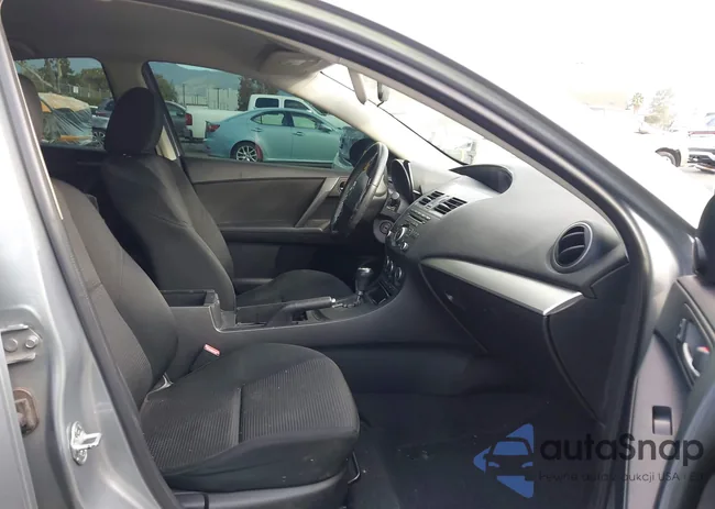 JM1BL1VP0D1783123: 43685899