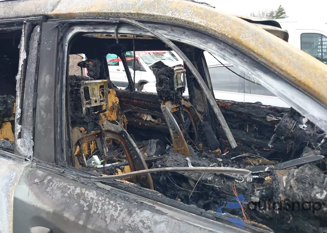 4JGDF6EE7HA918563: 43685934