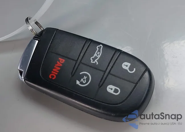 2C3CDXHG0PH699698: 43685998