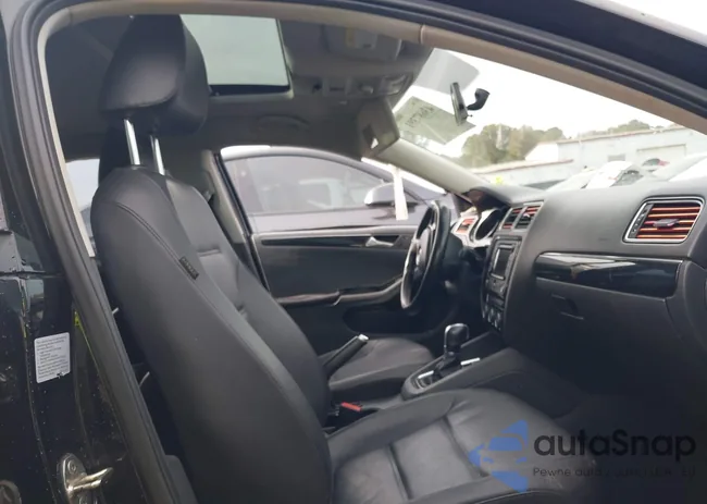 3VWLA7AJXFM249578: 43687391