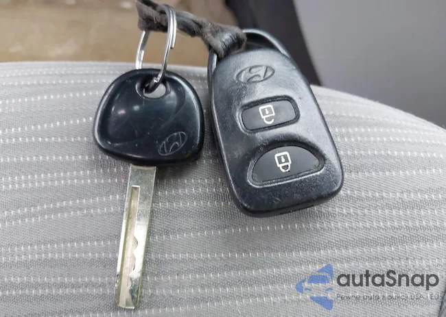 KMHCT4AEXGU053812: 43687520